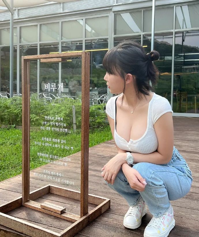 墨雨云间 封面