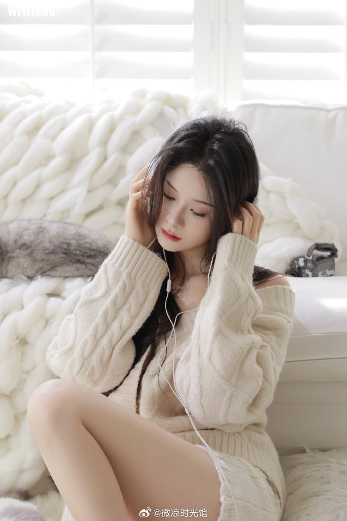 詹妮弗·加纳新剧凭什么是完美沙滩伴侣?八个女人一场周末就够了